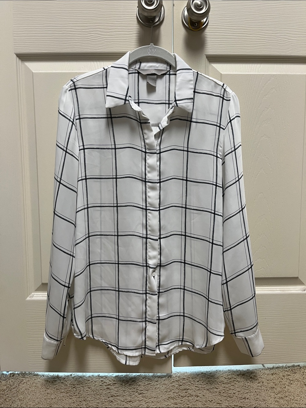H&M White and Black Windowpane Button-Down Shirt